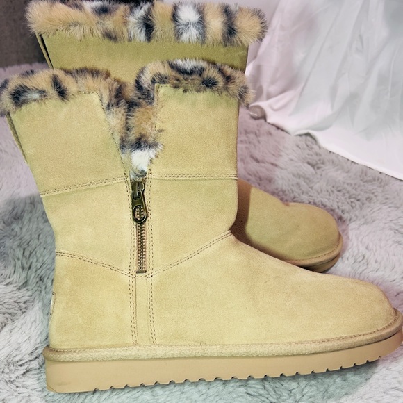 Koolaburra by UGG Aribel Short Cheetah Fur Boots - Picture 2 of 8